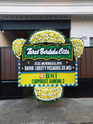 Papan Bunga Duka di Kersana